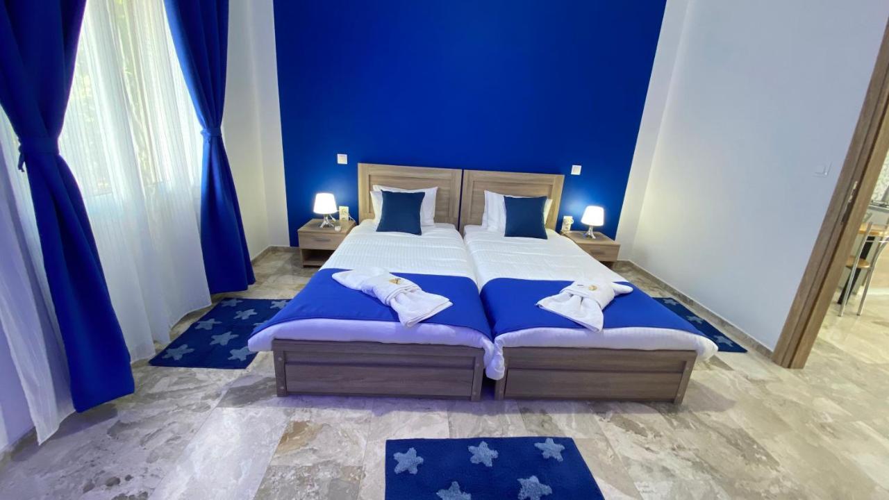Patras Blue Suite Buitenkant foto
